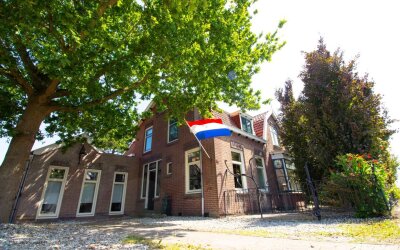Middenweg 14