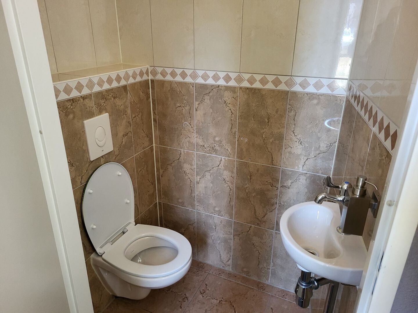 Tussenwoning te koop: Meikers 19, Andijk