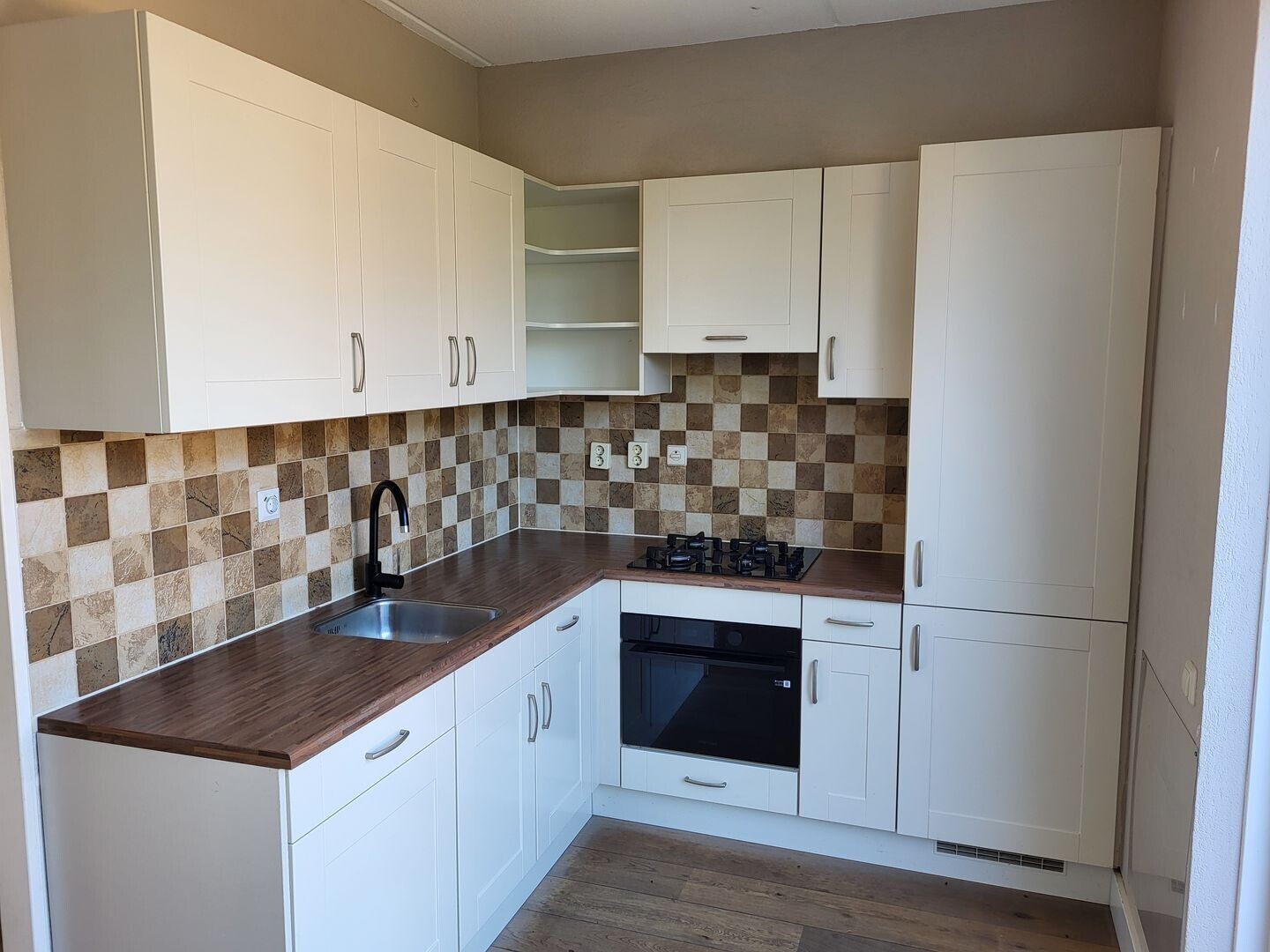 Tussenwoning te koop: Meikers 19, Andijk