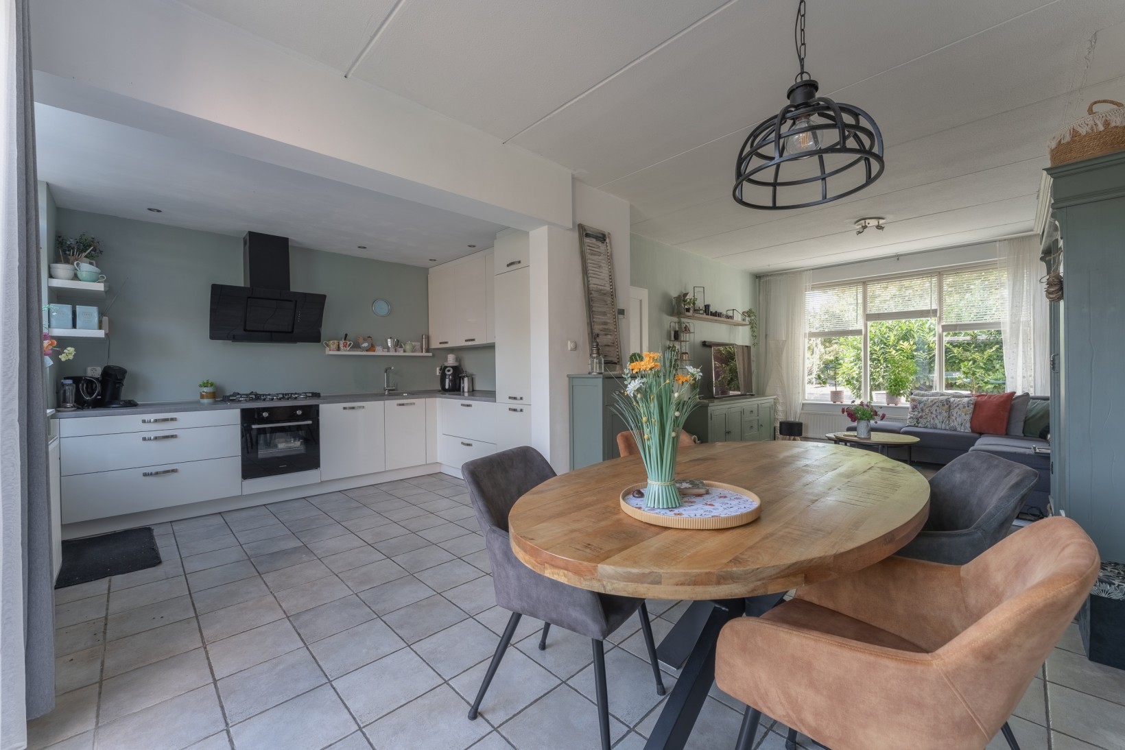 Tussenwoning te koop: Murillolaan 43, Andijk