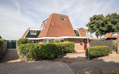 Meander 38