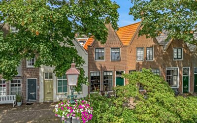Achter op '. 16