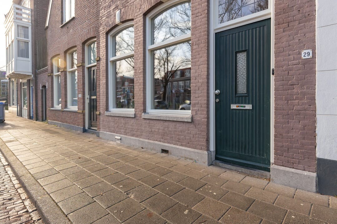 Tussenwoning te koop: Veemarkt 29, Hoorn
