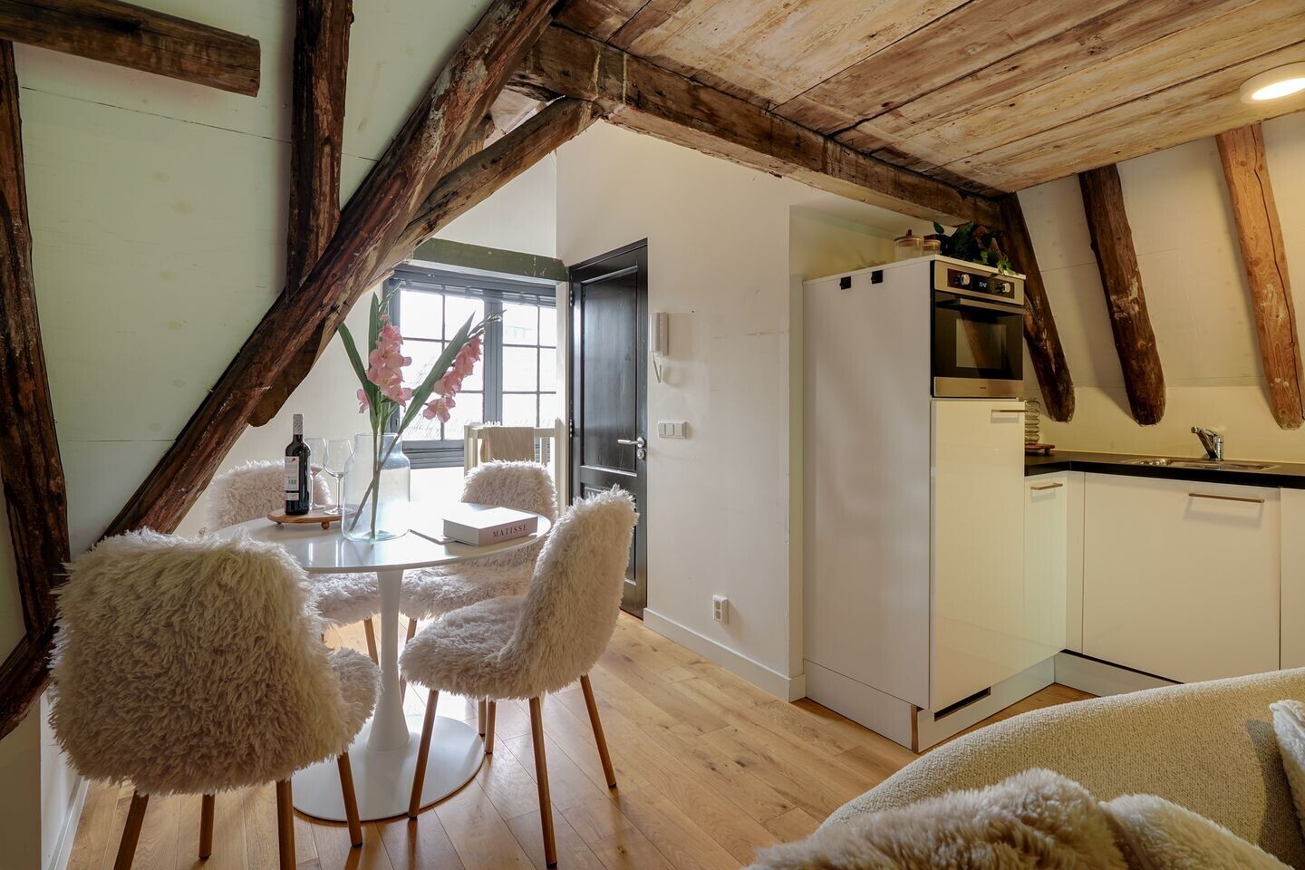 Studio te koop: De Driestal 20, Hoorn