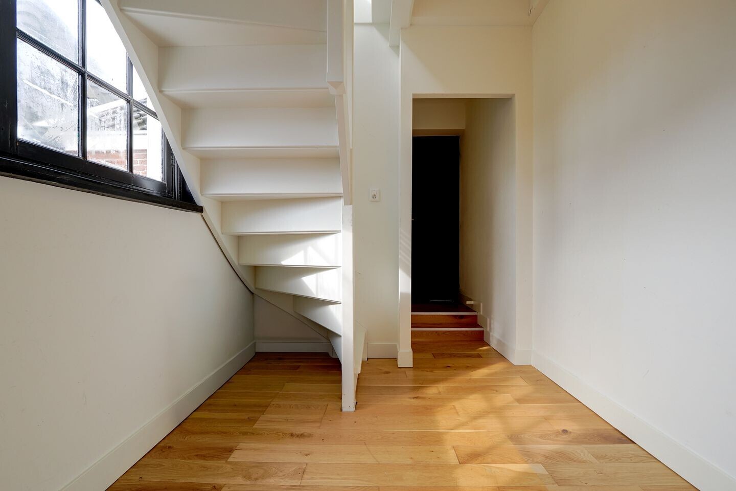 Studio te koop: De Driestal 20, Hoorn