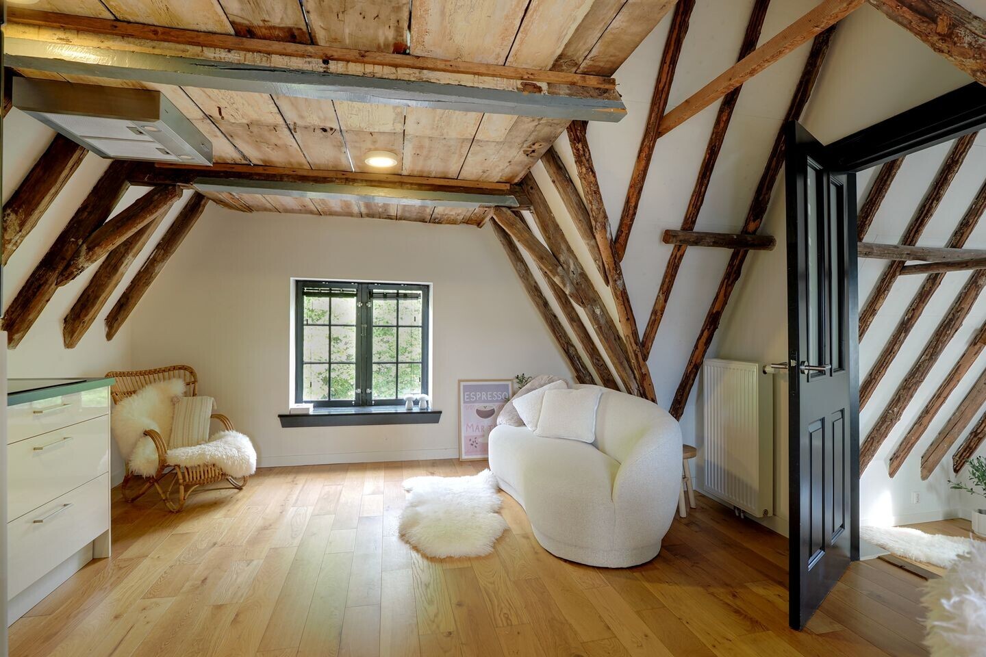 Studio te koop: De Driestal 20, Hoorn