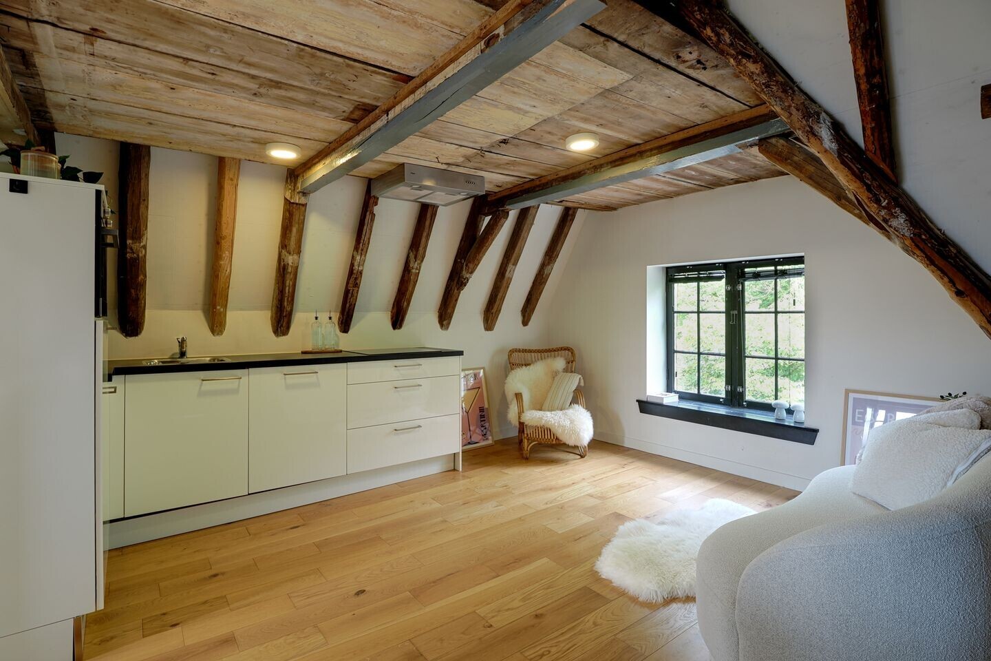 Studio te koop: De Driestal 20, Hoorn