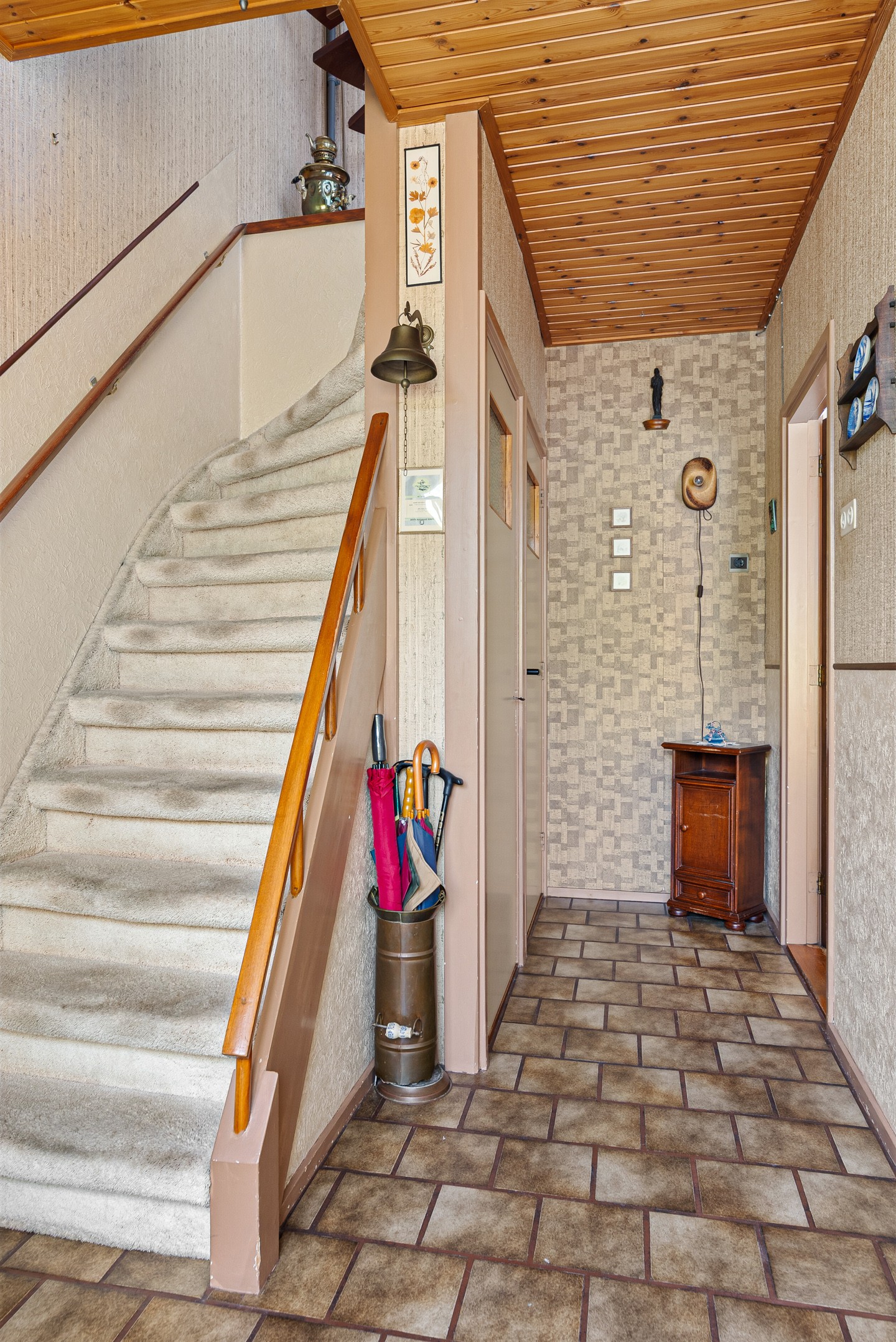 Tussenwoning te koop: Willemsweg 25, Hoorn