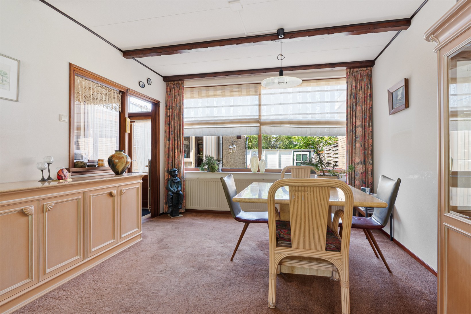 Tussenwoning te koop: Willemsweg 25, Hoorn