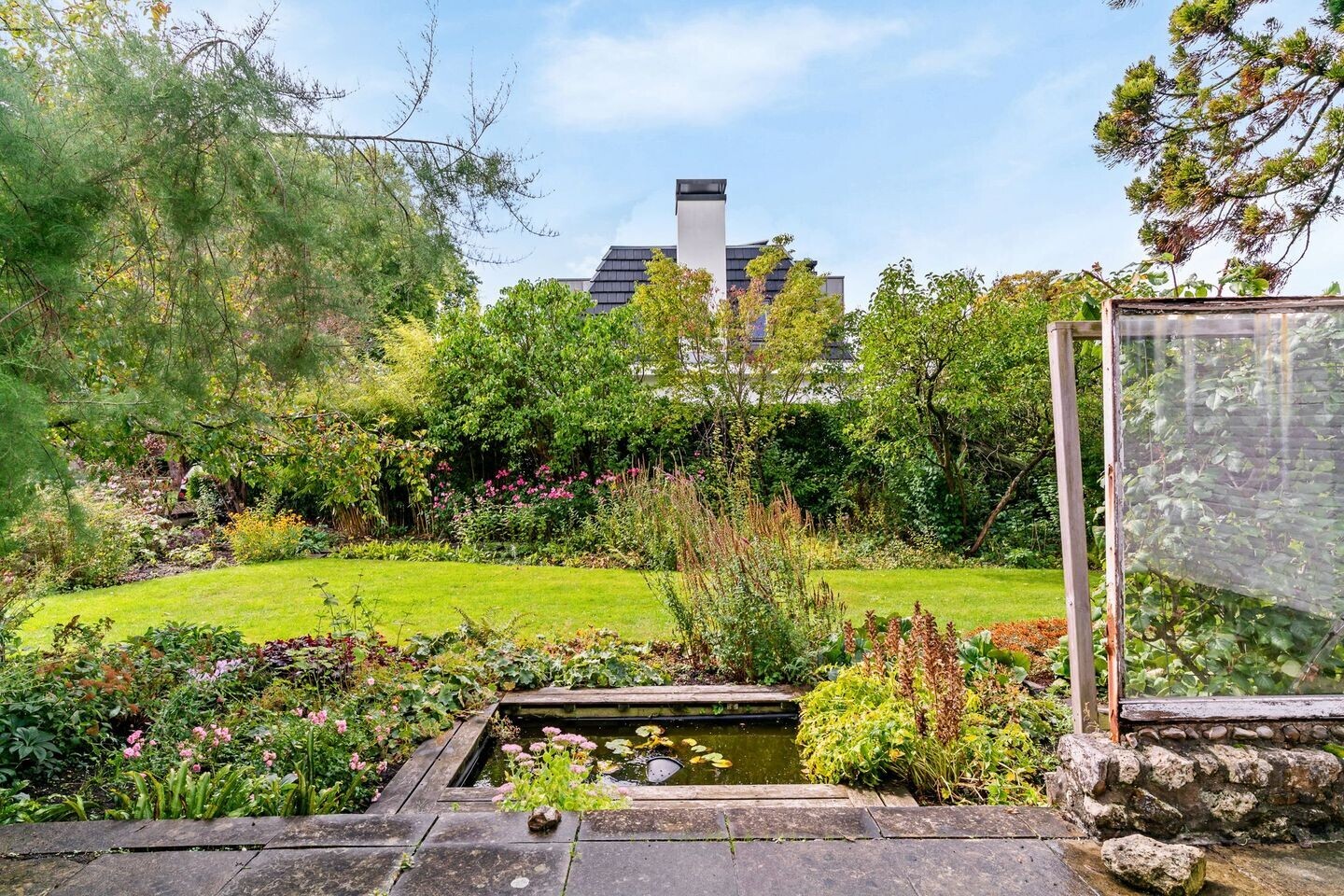 Vrijstaande woning te koop: Juliana van Stolberglaan 6, Hoorn
