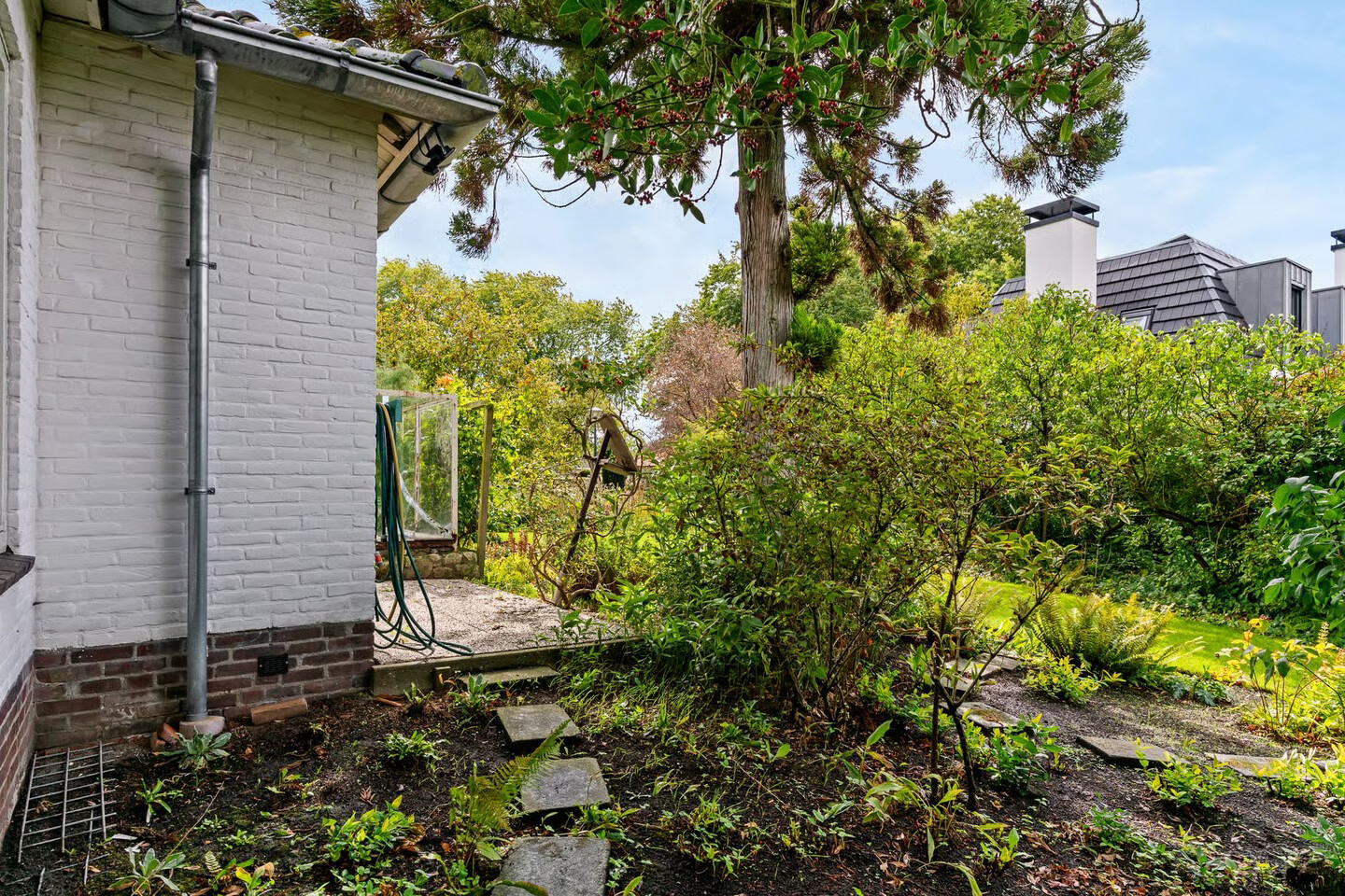Vrijstaande woning te koop: Juliana van Stolberglaan 6, Hoorn