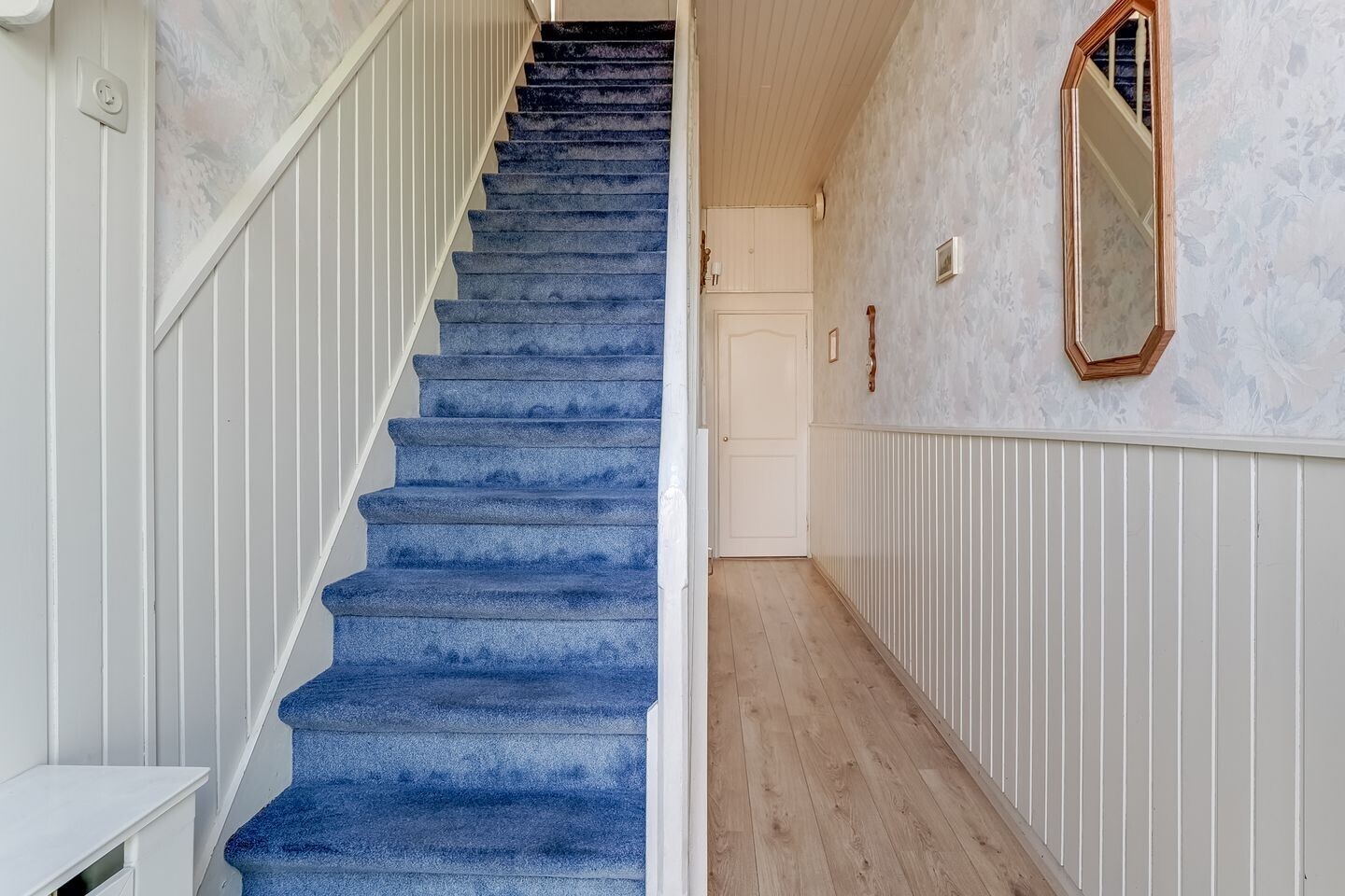 Tussenwoning te koop: Drieboomlaan 54, Hoorn