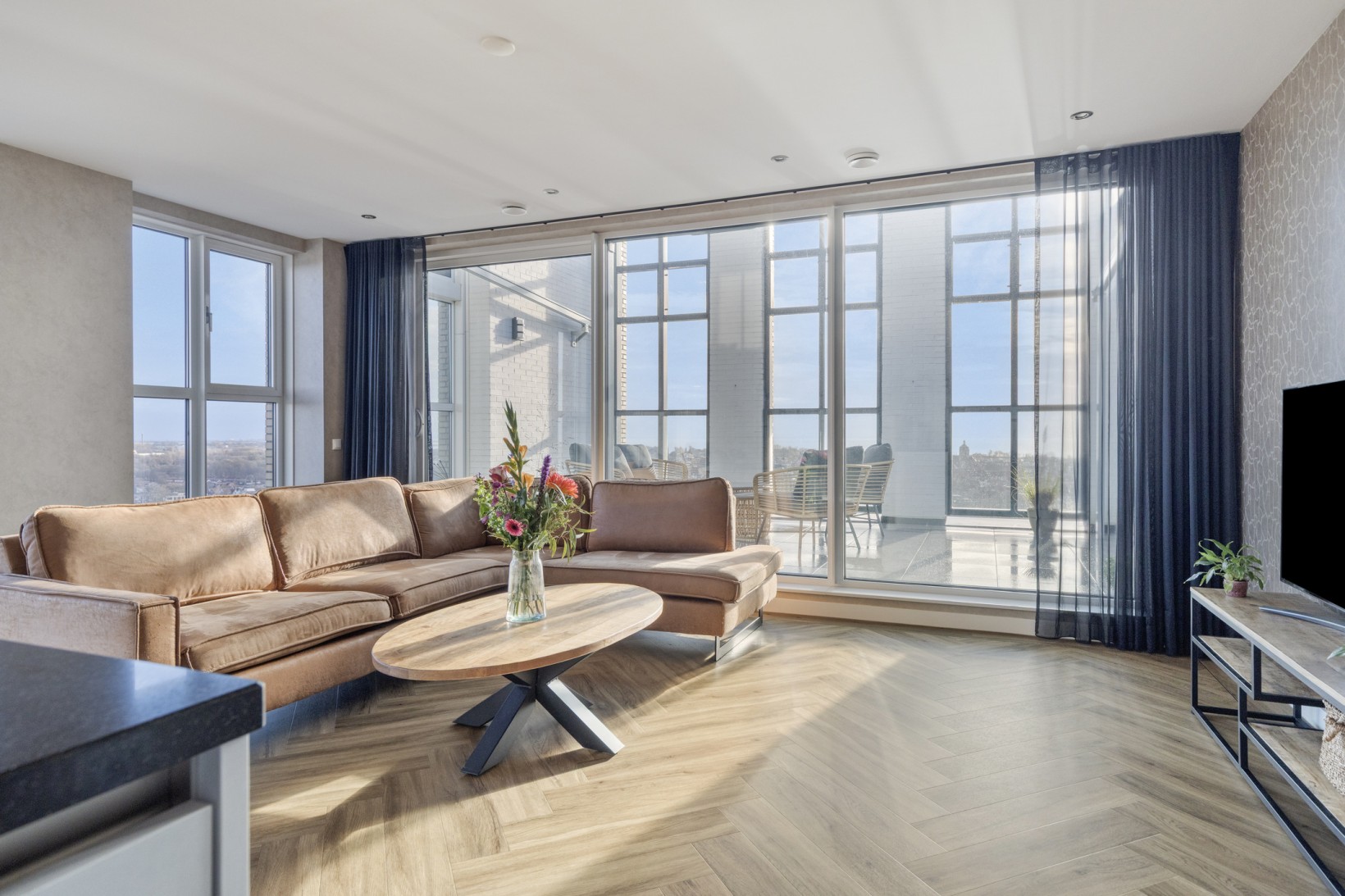 Appartement te koop: Leemhorststraat 121B, Hoorn