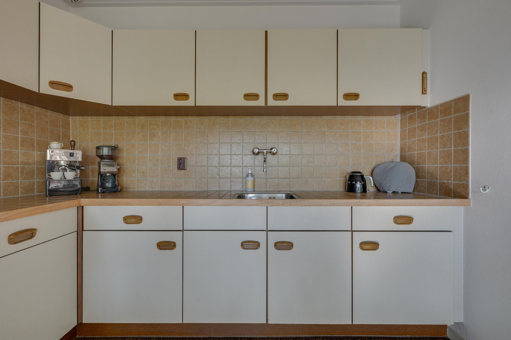 Tussenwoning te koop: Schout 23, Hoorn