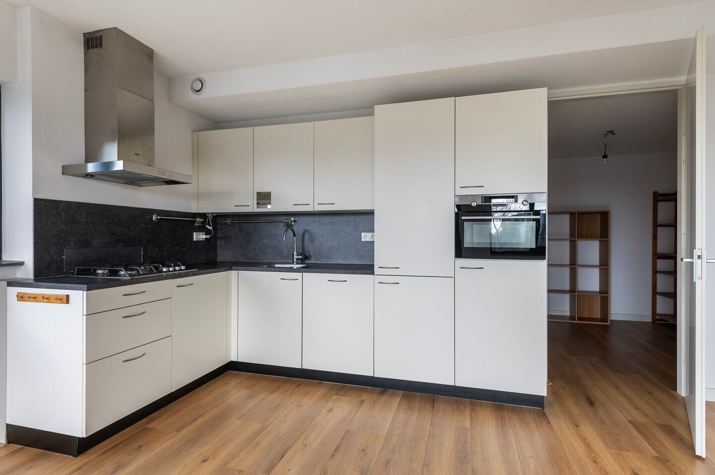 Appartement te koop: Zandsteen 44, Hoorn