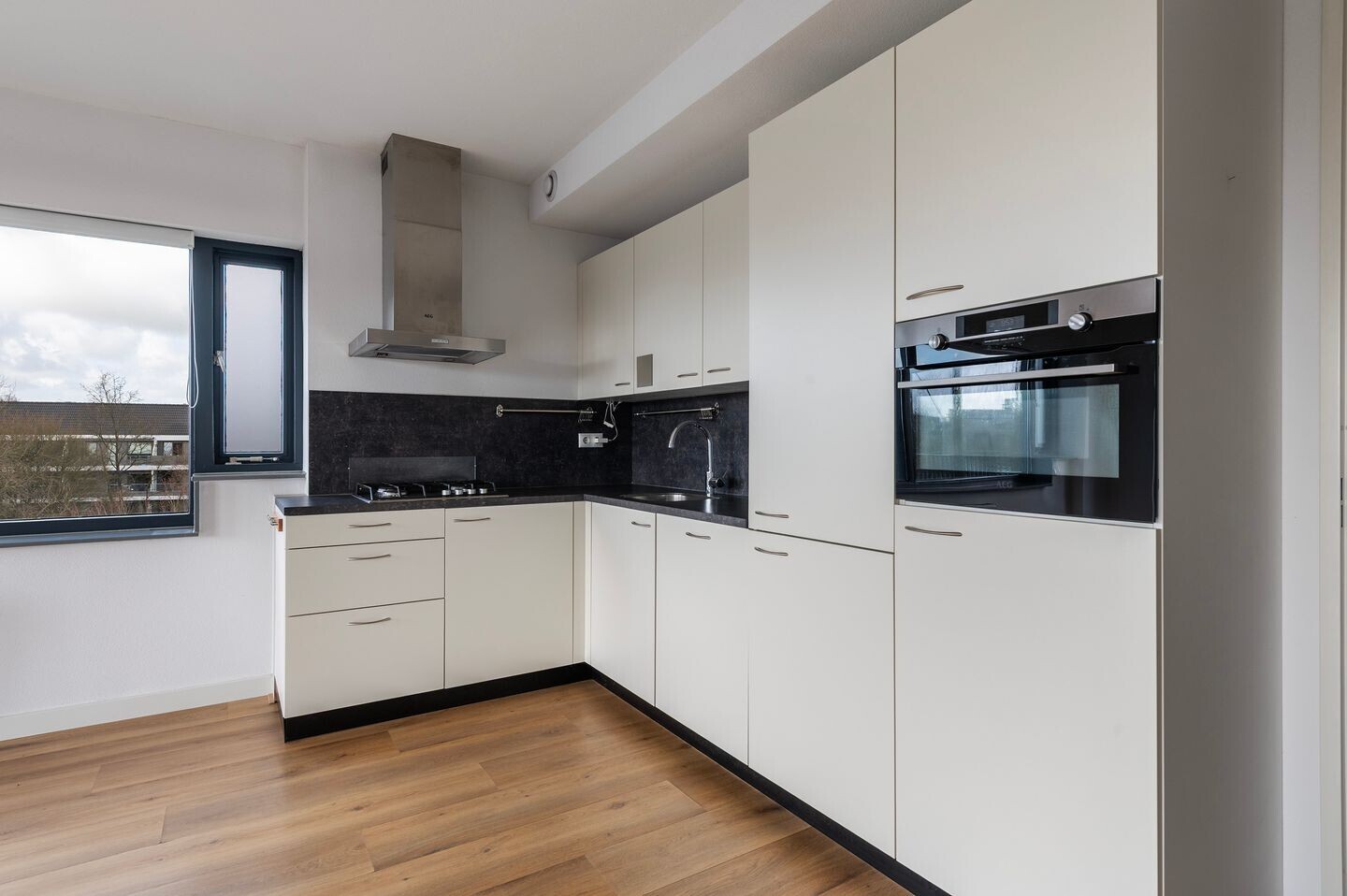 Appartement te koop: Zandsteen 44, Hoorn