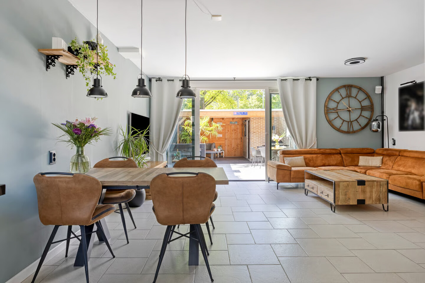 Tussenwoning te koop: Hoeker 41, Hoorn