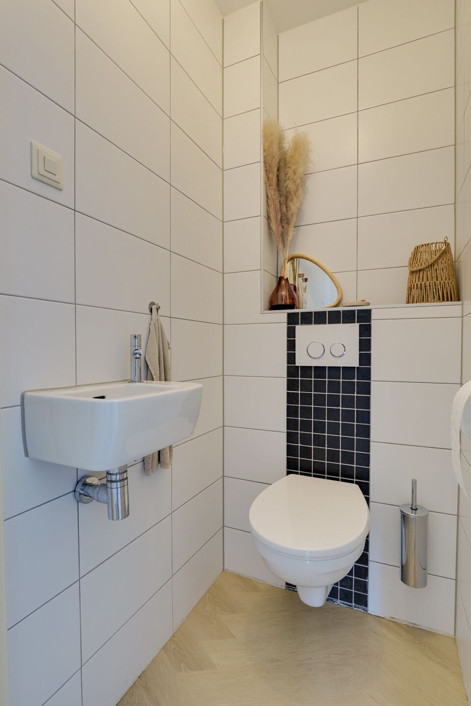 Tussenwoning te koop: Hoeker 96, Hoorn