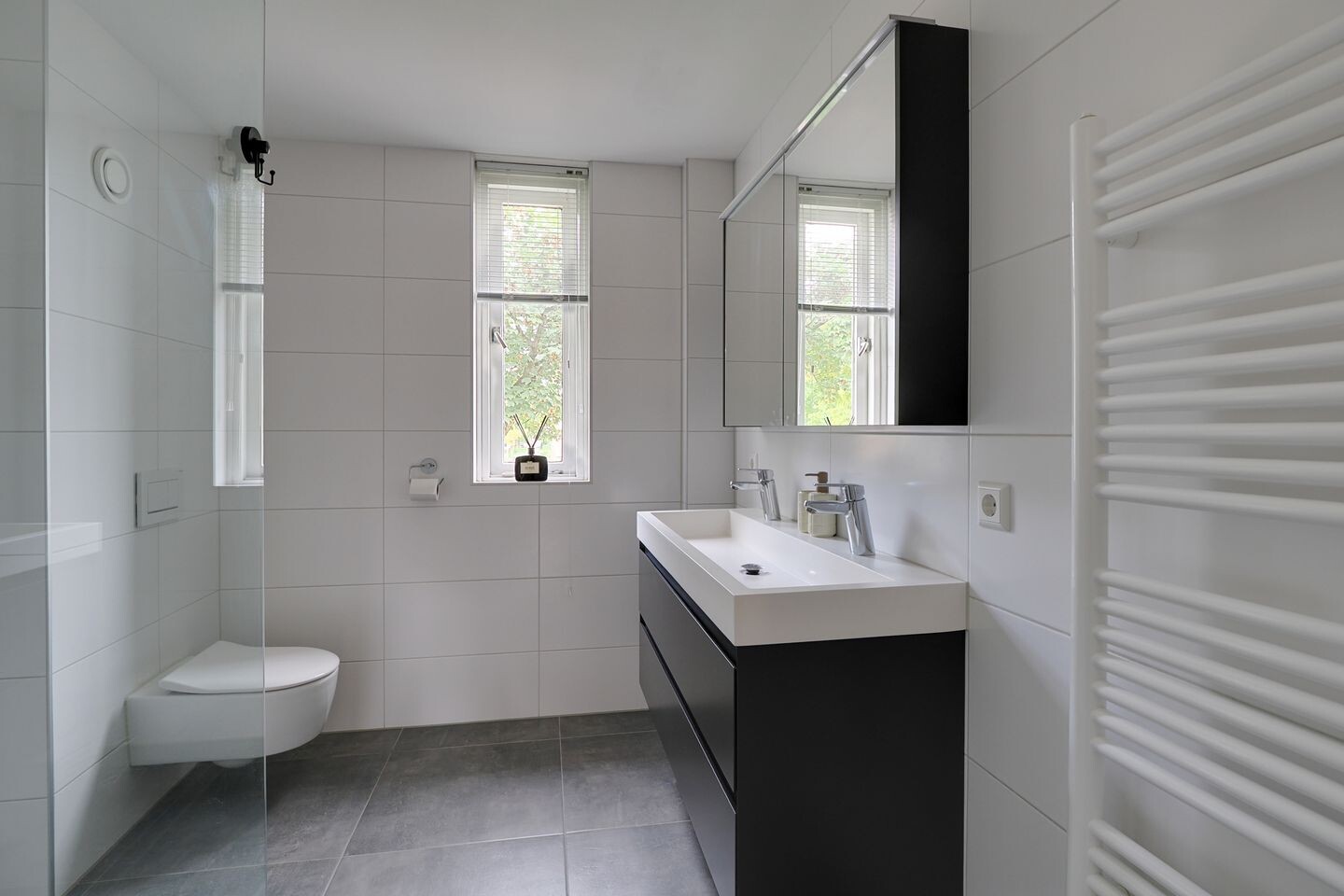 Tussenwoning te koop: Hoeker 96, Hoorn