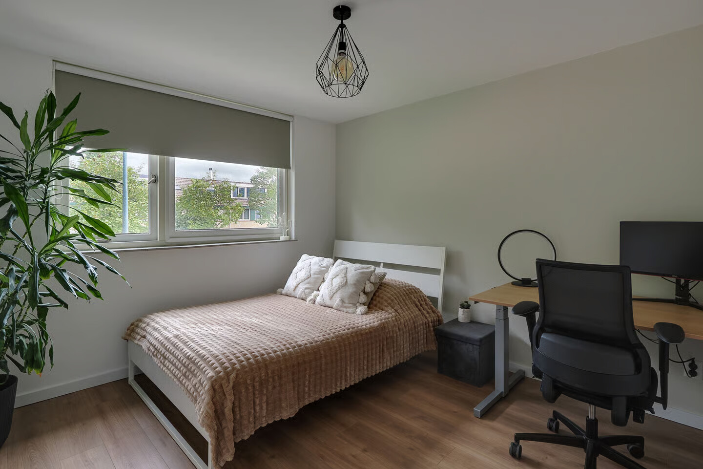 Tussenwoning te koop: Hoeker 96, Hoorn