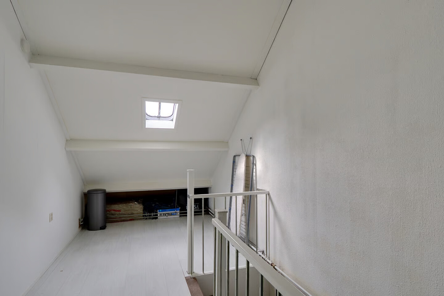 Tussenwoning te koop: Hoeker 96, Hoorn