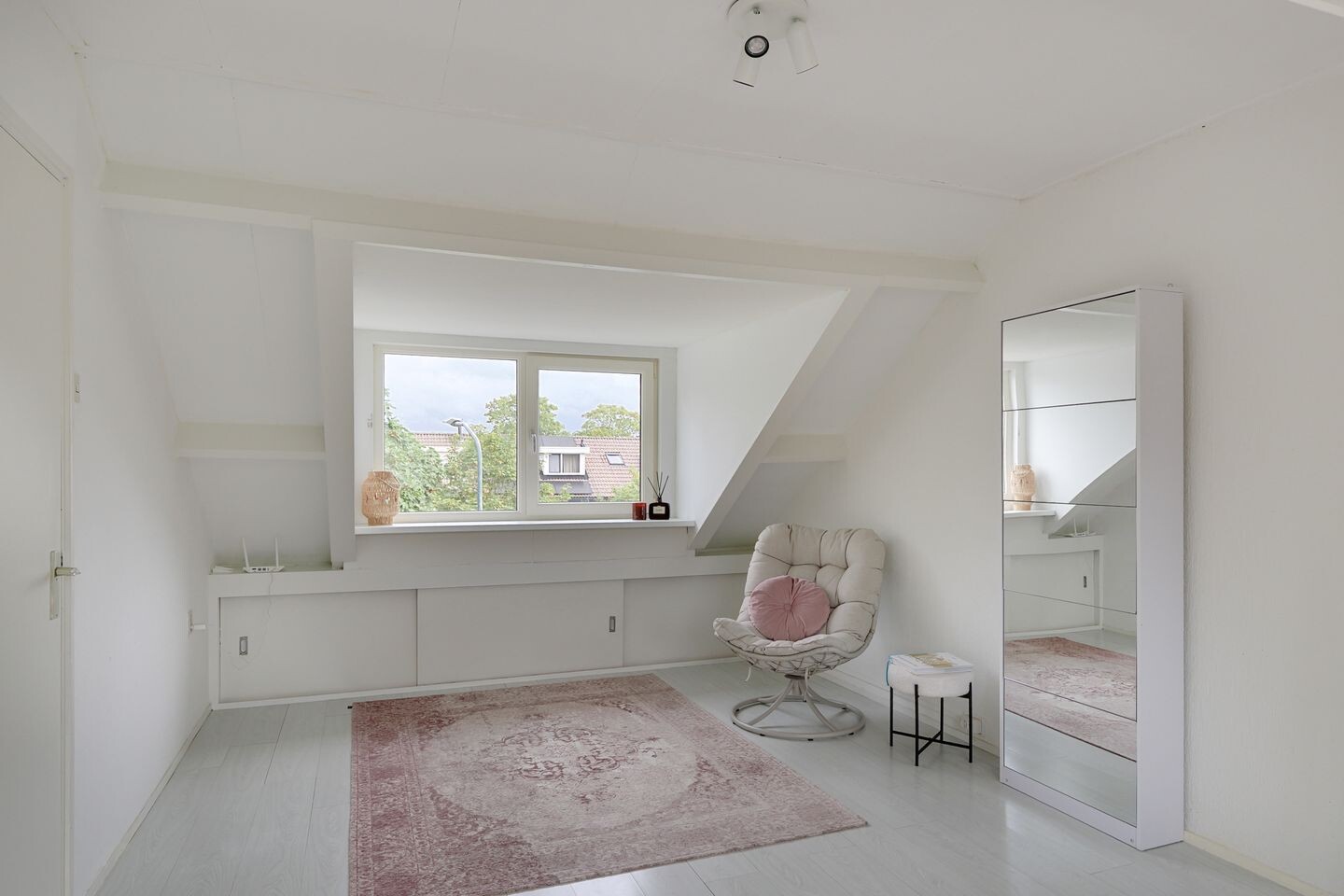 Tussenwoning te koop: Hoeker 96, Hoorn