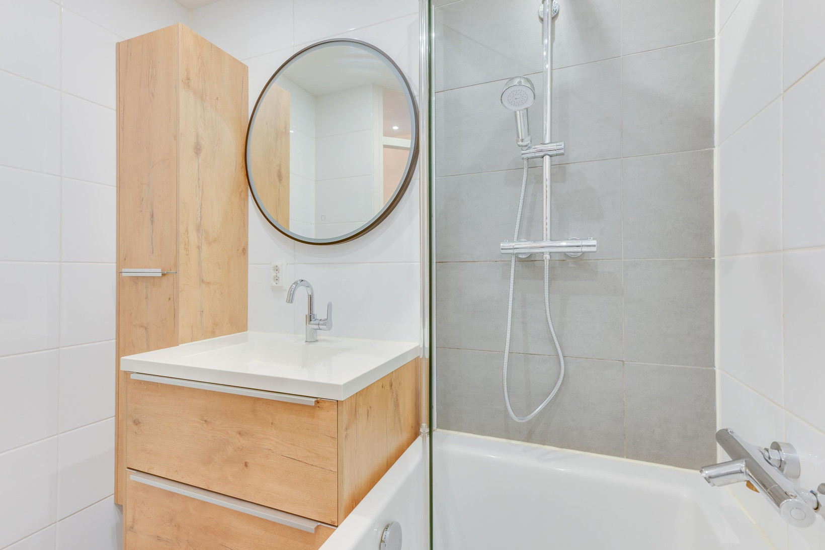Appartement te koop: De Huesmolen 93, Hoorn