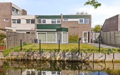 't Grachtje over 12