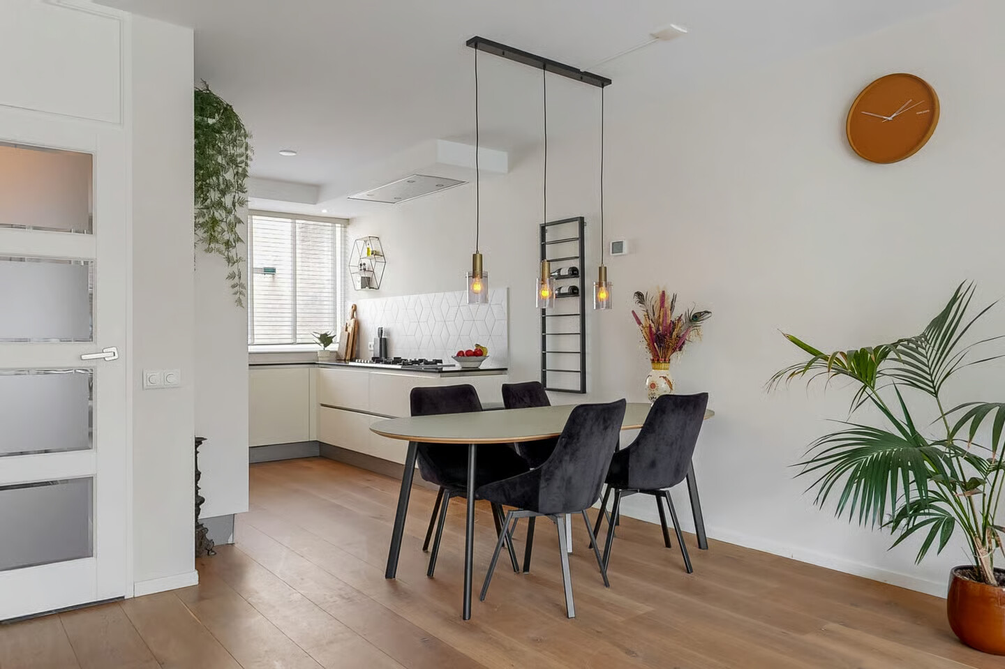 Tussenwoning te koop: Lijndraaier 144, Hoorn