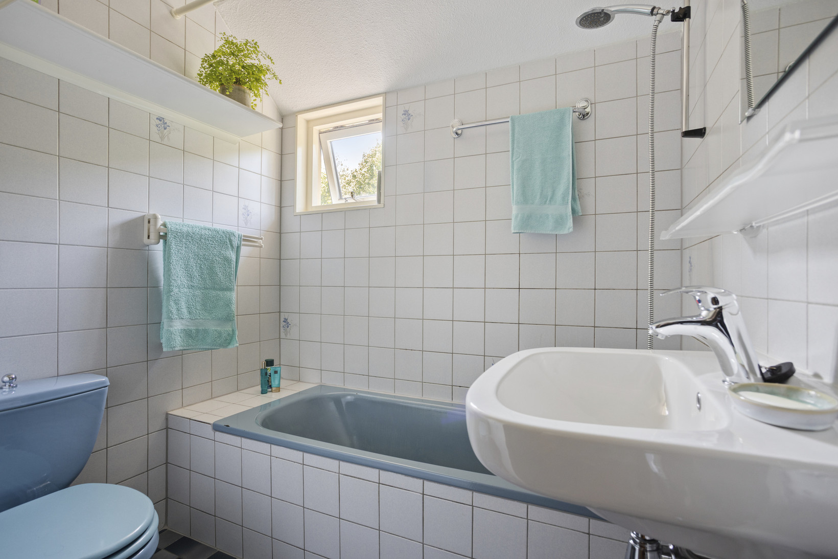Tussenwoning te koop: Rietzanger 16, Hoorn