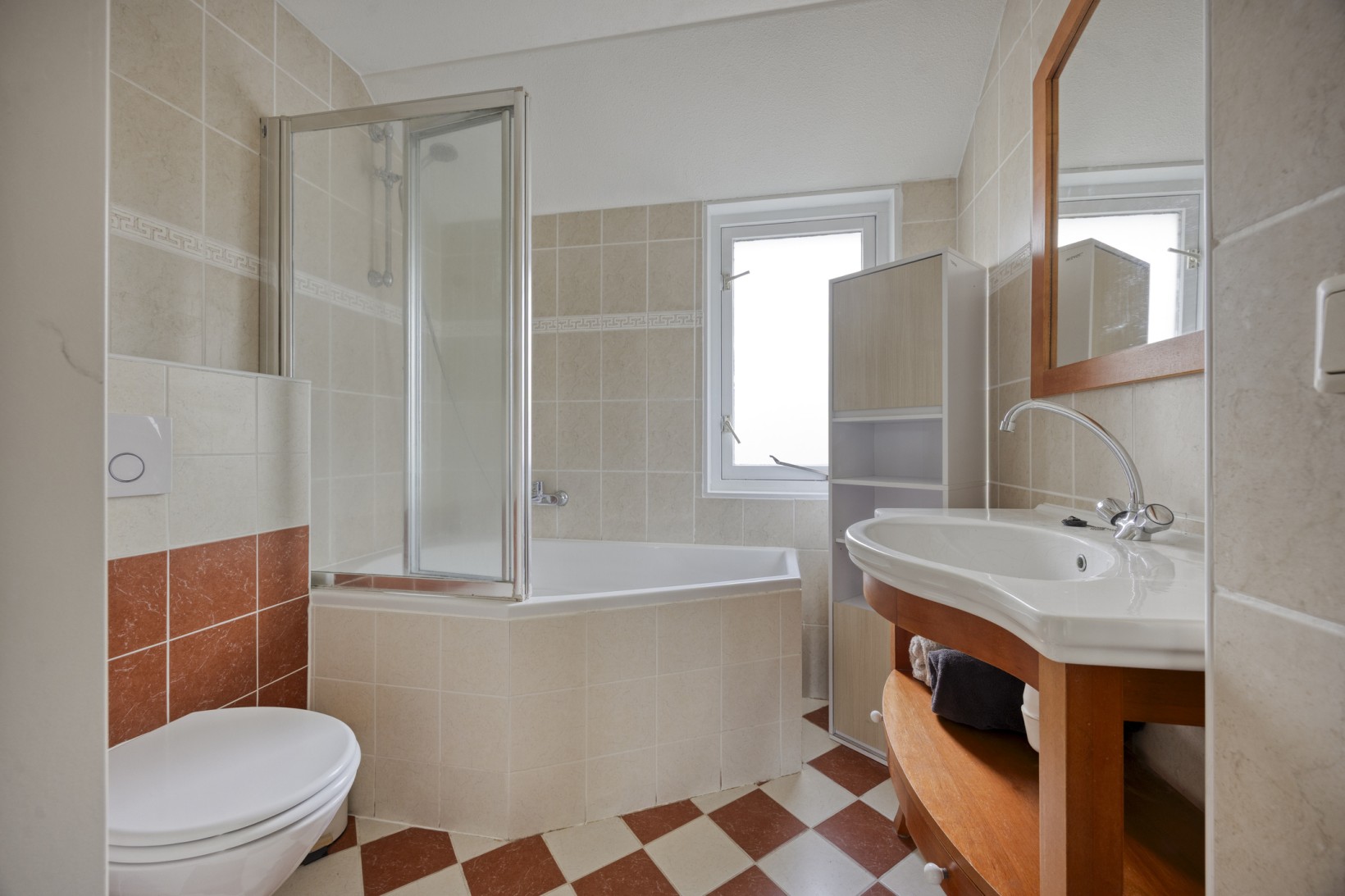 Tussenwoning te koop: Dubloen 158, Hoorn