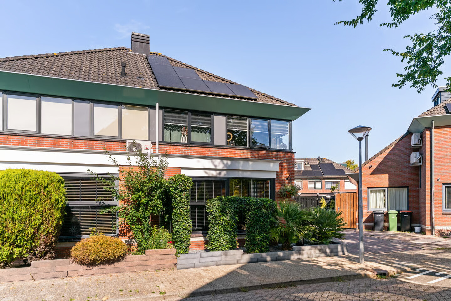 Twee-onder-één-kap te koop: Cole Porterhof 85, Hoorn