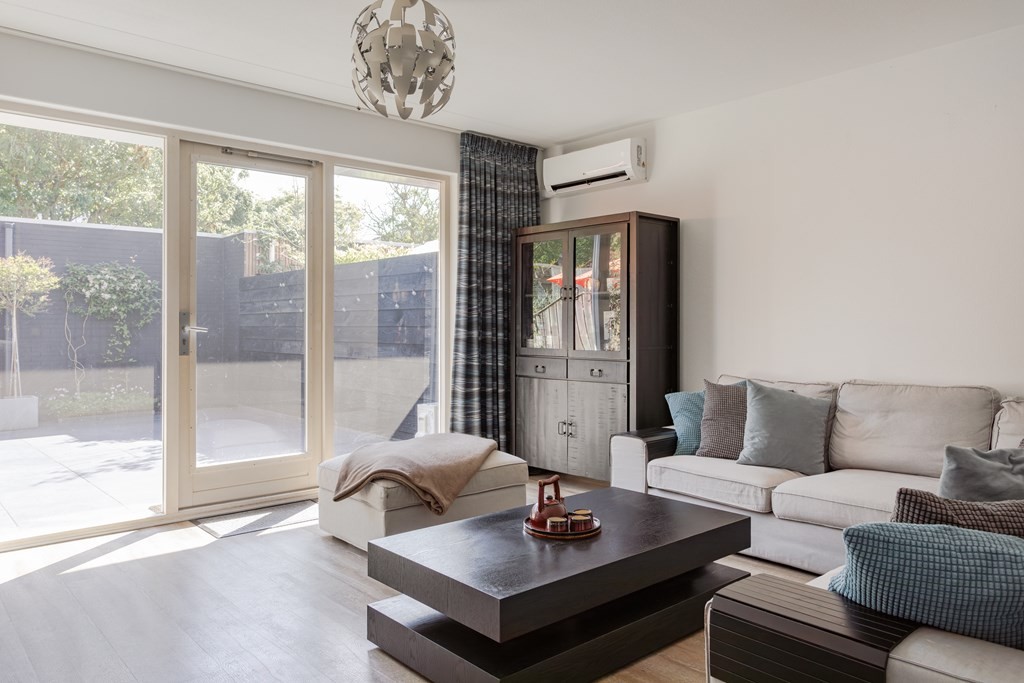 Tussenwoning te koop: Robert Stolzhof 193, Hoorn