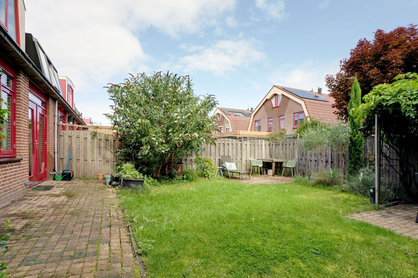 Hoekwoning te koop: Robert Stolzhof 95, Hoorn