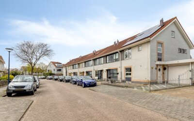 Renoirhof 110