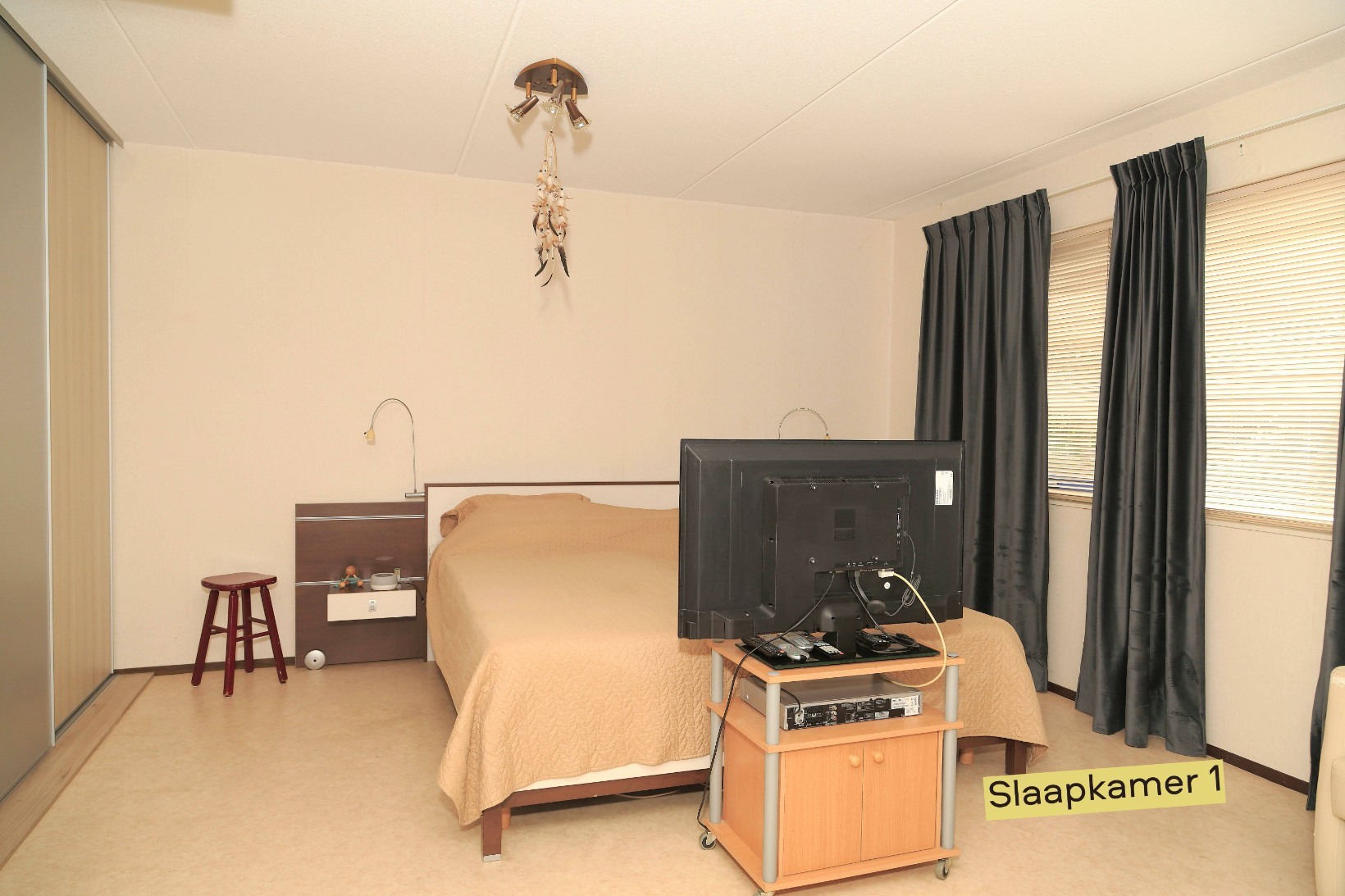 Tussenwoning te koop: Bazillehof 56, Hoorn