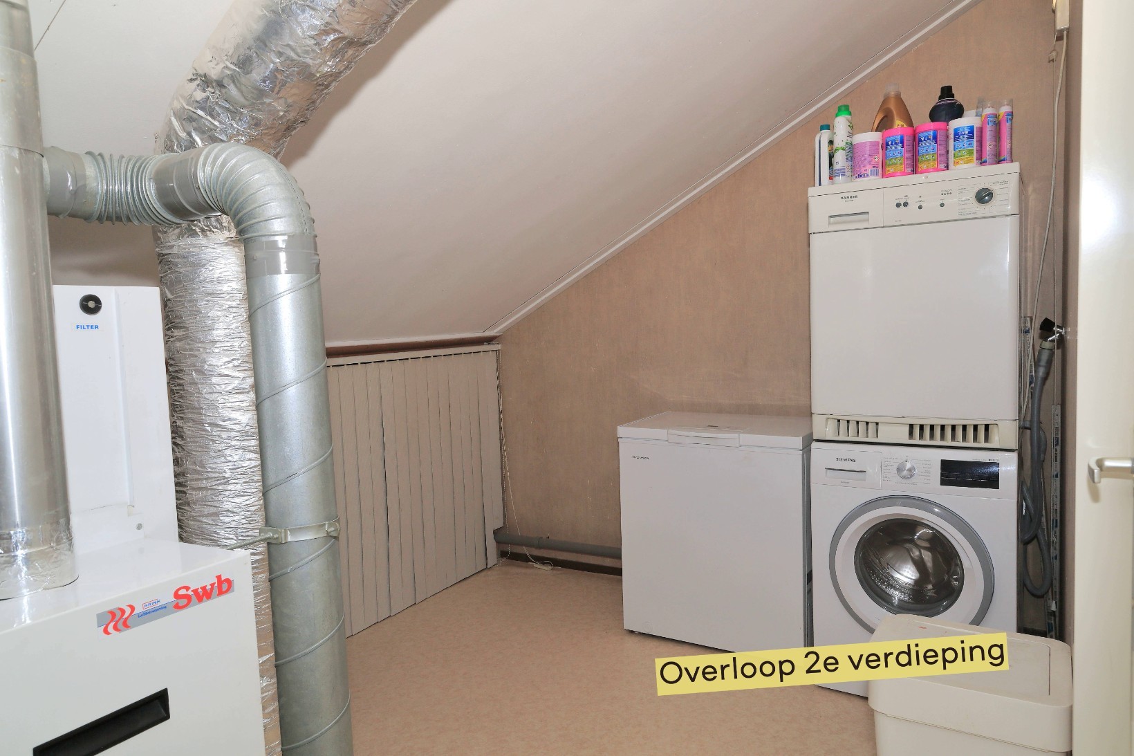 Tussenwoning te koop: Bazillehof 56, Hoorn