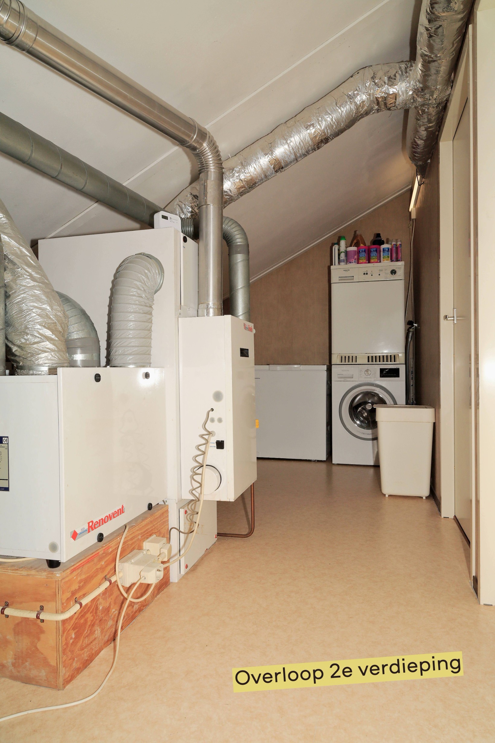 Tussenwoning te koop: Bazillehof 56, Hoorn