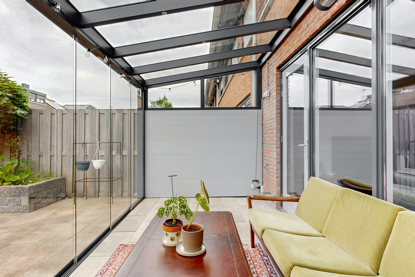 Tussenwoning te koop: John Raedeckerhof 86, Hoorn