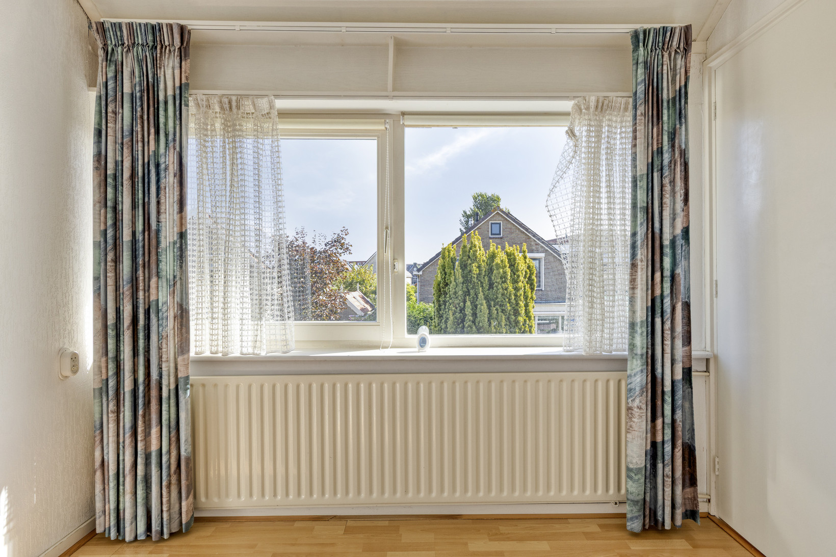 Twee-onder-één-kap te koop: Bernhardstraat 23, Avenhorn