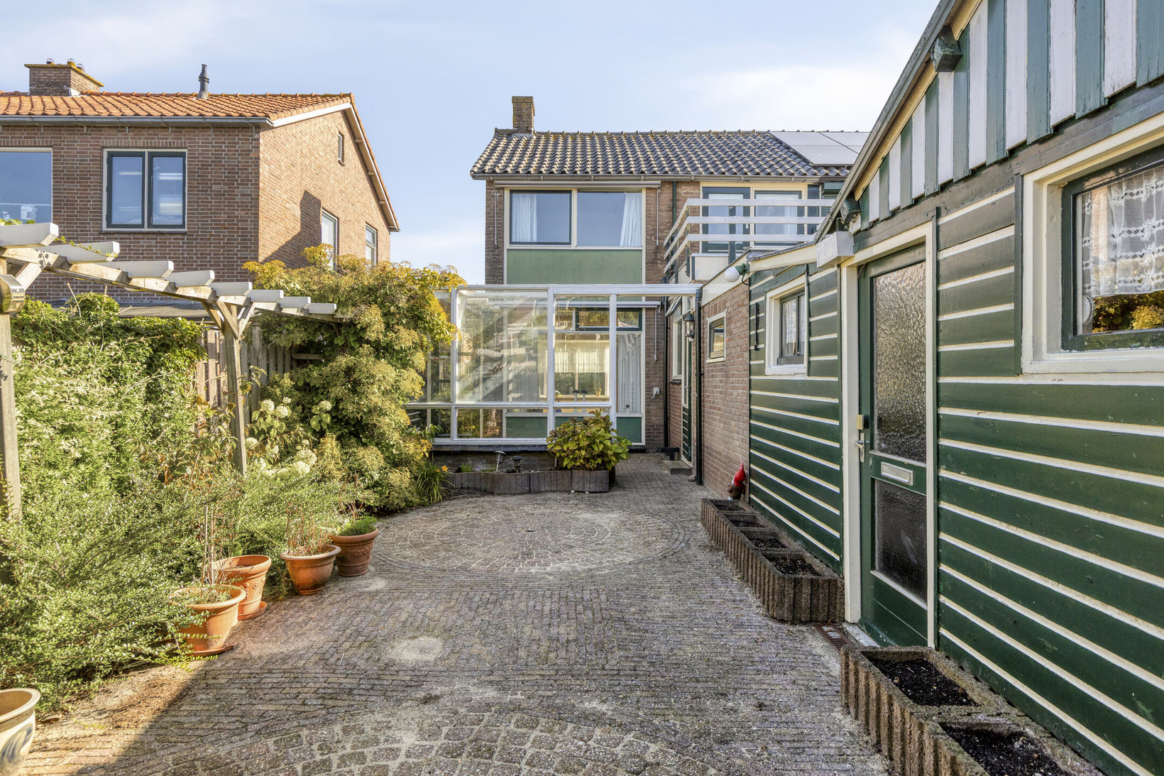 Twee-onder-één-kap te koop: Bernhardstraat 23, Avenhorn