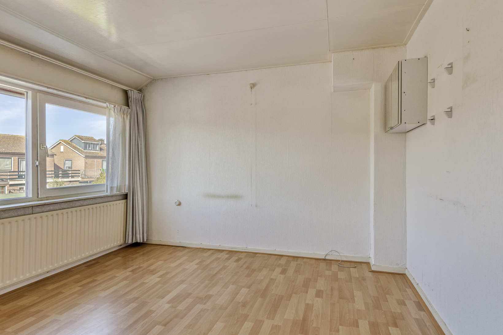 Twee-onder-één-kap te koop: Bernhardstraat 23, Avenhorn