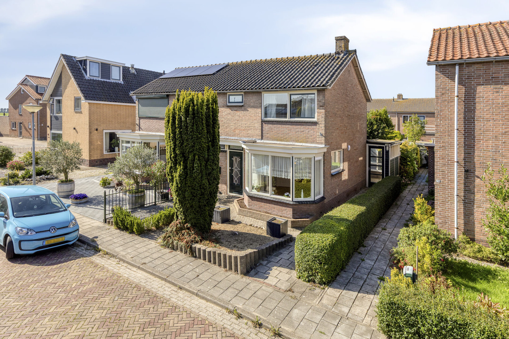 Twee-onder-één-kap te koop: Bernhardstraat 23, Avenhorn