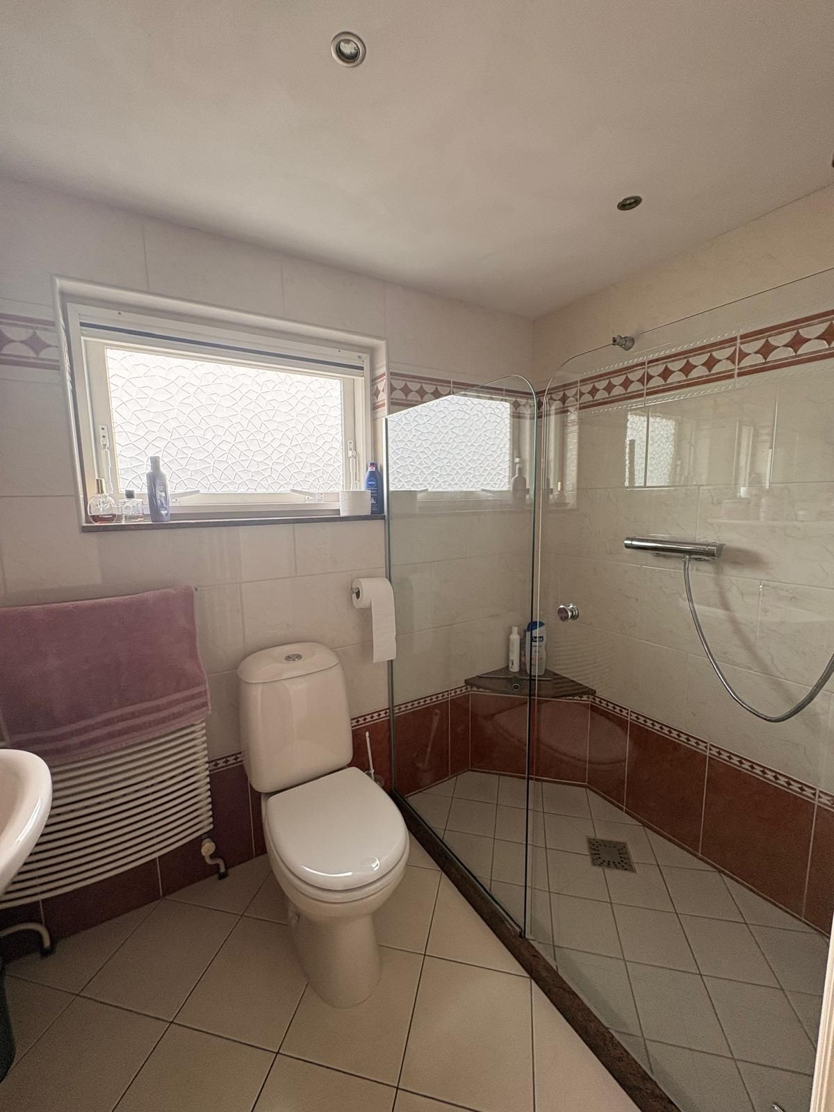 Tussenwoning te koop: Pieter Koppesstraat 22, Spierdijk