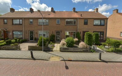 Pastoor van Haasterstraat 29