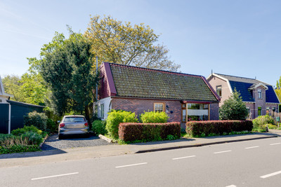 Oosteinde 25