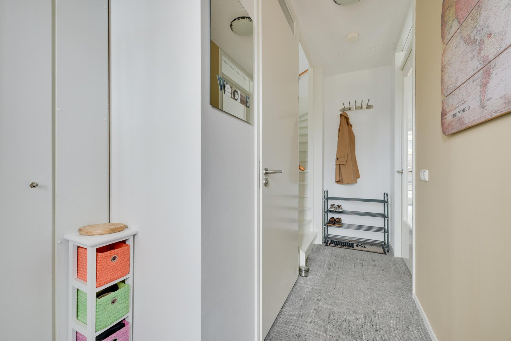 Tussenwoning te koop: Oprijlaan 24, De Goorn