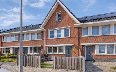Burgemeester Avisstraat 38