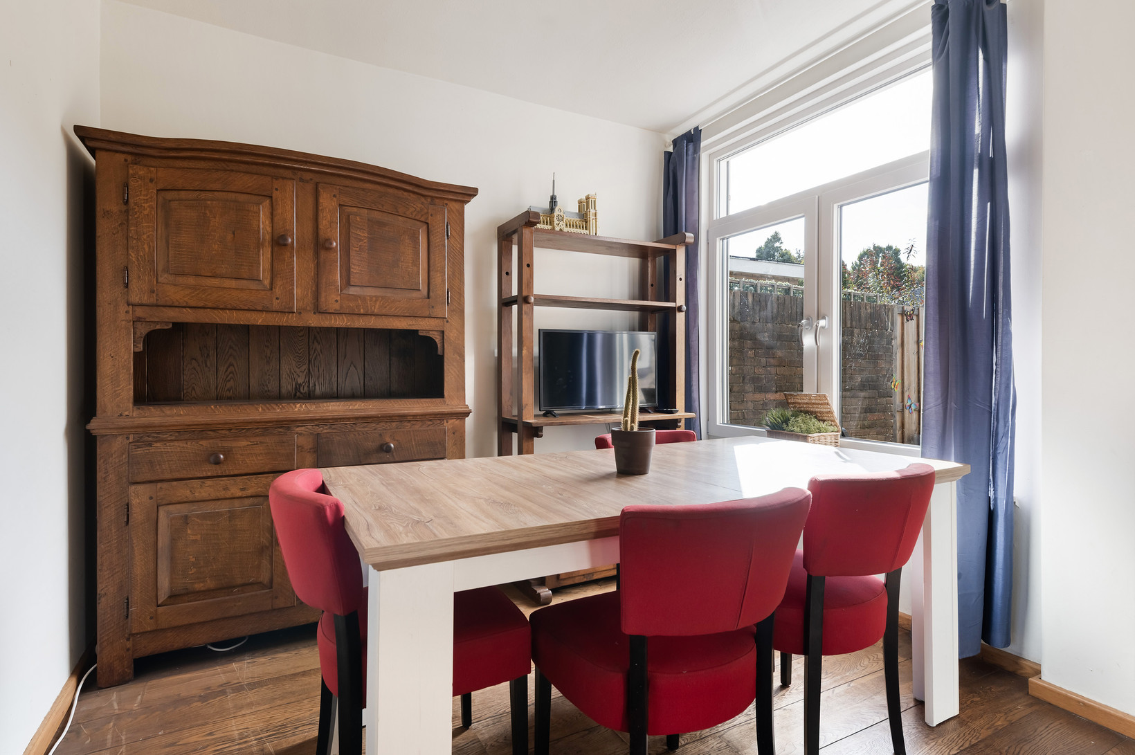 Tussenwoning te koop: Pieter Wariuslaan 28, Midwoud