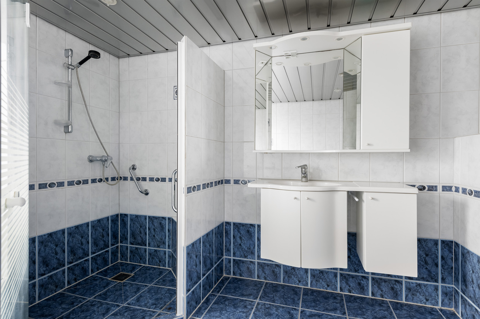 Tussenwoning te koop: Pieter Wariuslaan 28, Midwoud